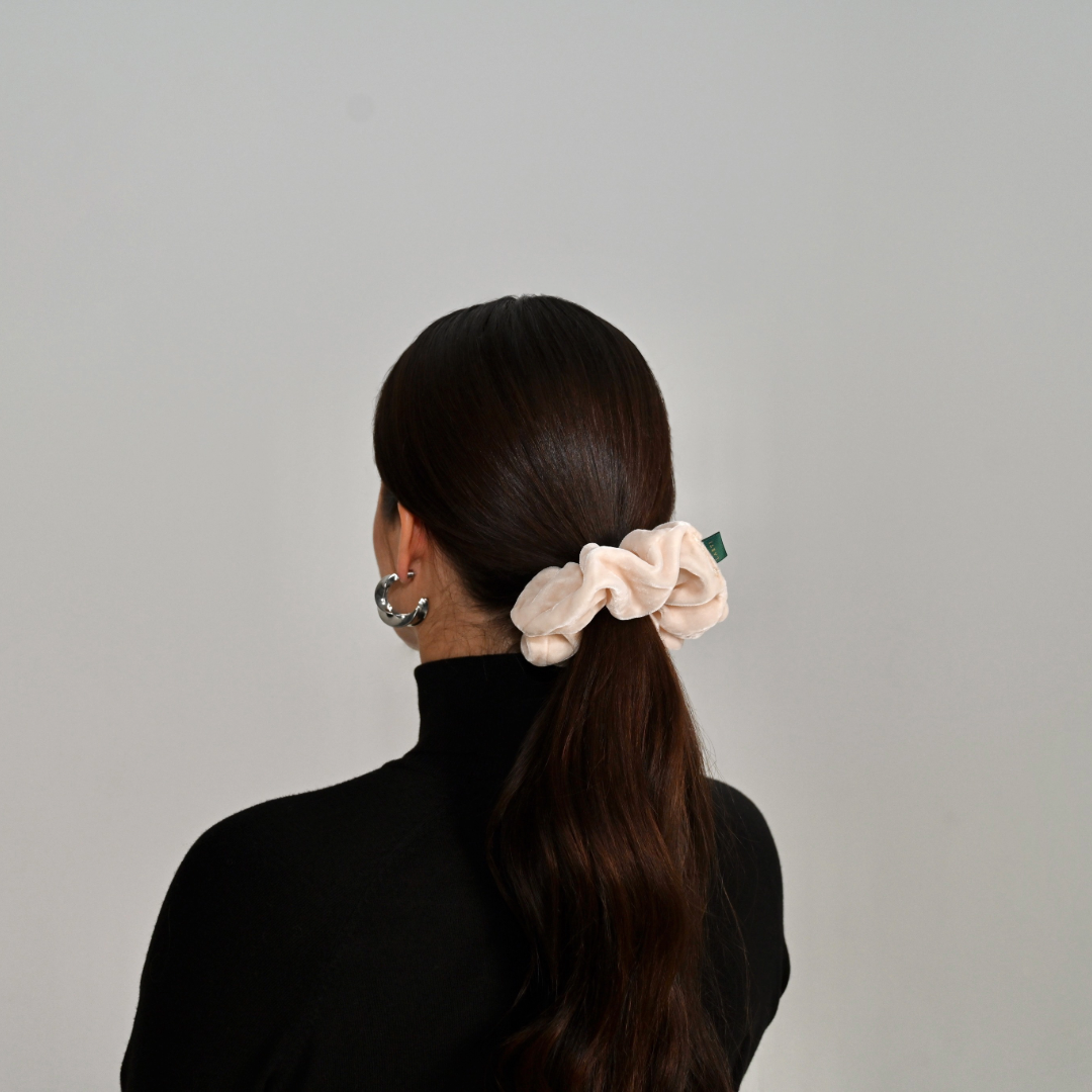 LAETI Claire Big šilkinė plaukų gumytė, Beige