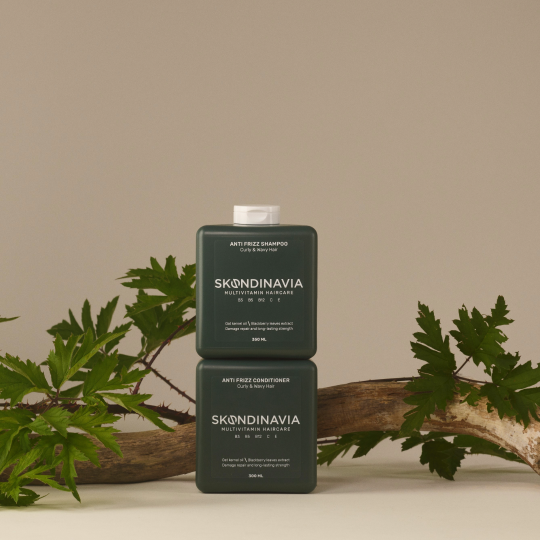 Skondinavia ANTI-FRIZZ glotninantis šampūnas nepaklusniems plaukams, 350ml