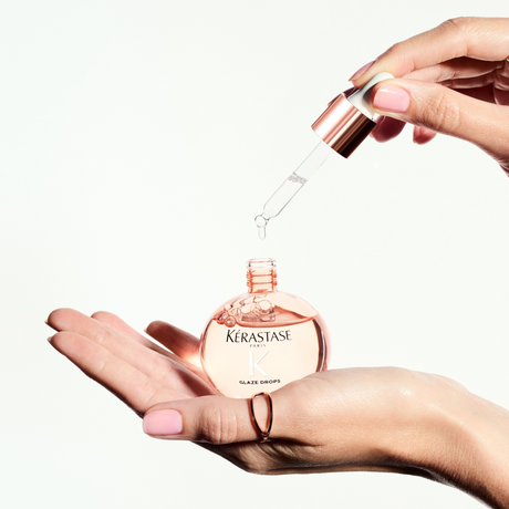 Kérastase Gloss Absolu Glaze Drops lengvos tekstūros, žvilgesį pabrėžiantis aliejus, 45ml
