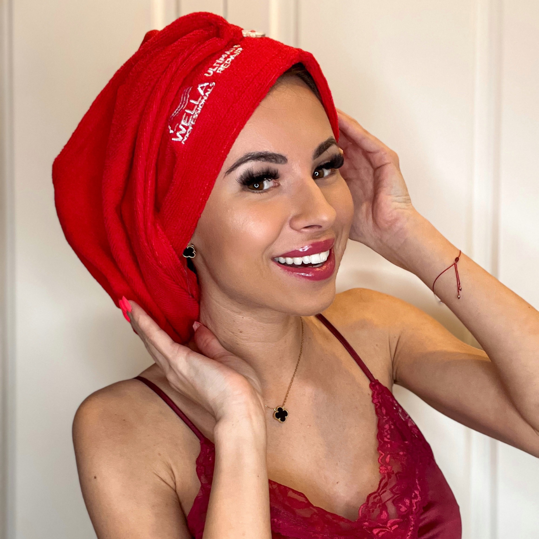 Wella Professionals ULTIMATE REPAIR intensyvaus poveikio šampūnas pažeistiems plaukams, 250ml