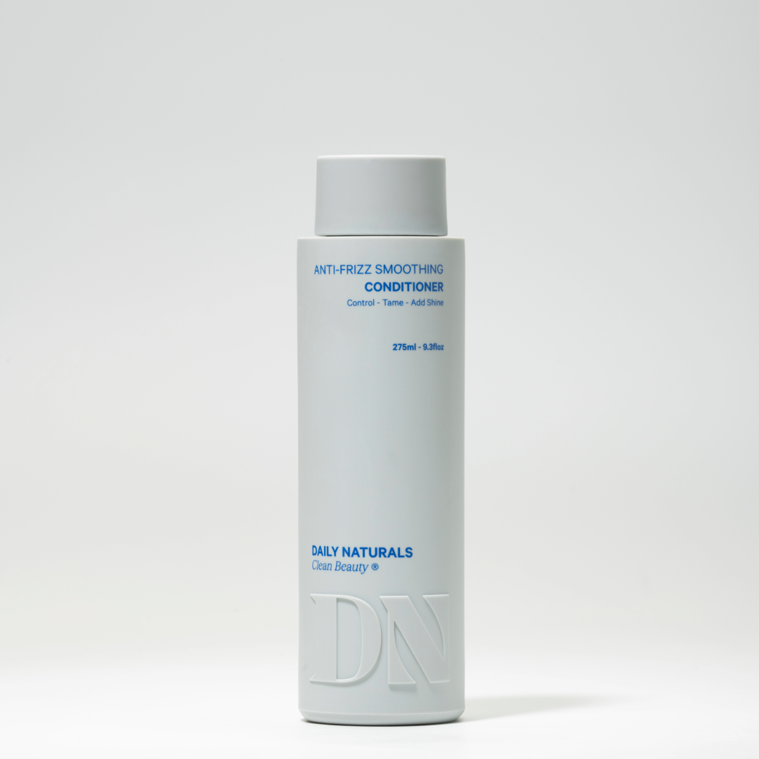 Daily Naturals Anti-Frizz Smoothing glotninantis kondicionierius nepaklusniems plaukams, 275ml