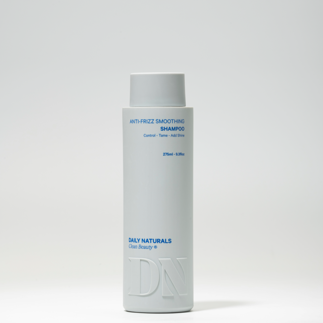 Daily Naturals Anti-Frizz Smoothing glotninantis šampūnas nepaklusniems plaukams, 275ml