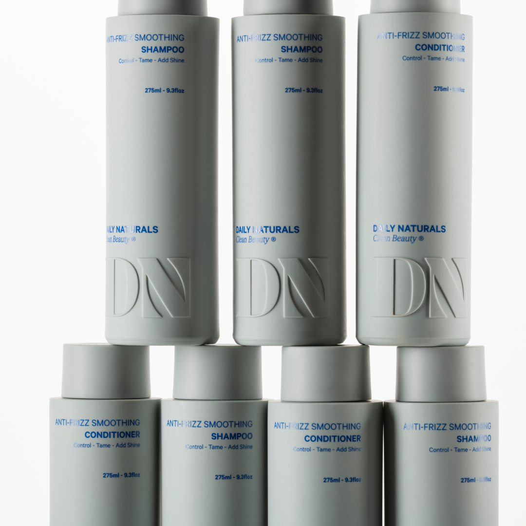 Daily Naturals Anti-Frizz Smoothing glotninantis šampūnas nepaklusniems plaukams, 275ml