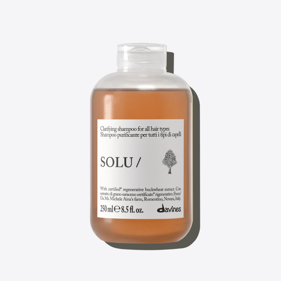Davines SOLU giliai valantis plaukų šampūnas, 250ml