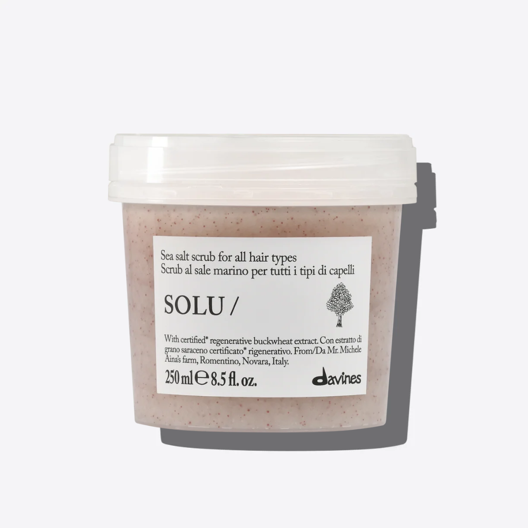 Davines SOLU galvos odos ir plaukų šveitiklis su jūros druska, 250 ml