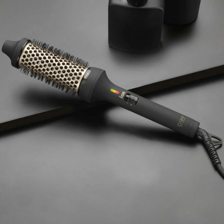 Diva Pro Styling Ceramic Hot Brush keramikinis formavimo šepetys su aliejų ir keratino danga