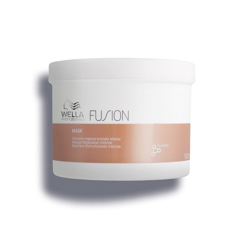 Wella Professionals FUSION maitinanti kaukė, 500 ml